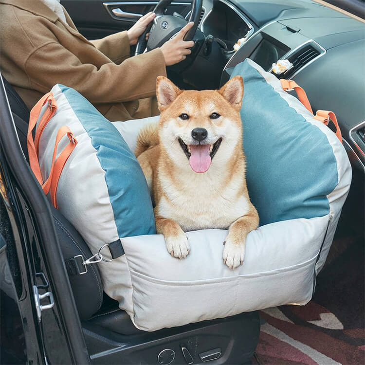 ペットキャリーバッグ 3WAY ドライブボックス 防水 撥水 犬 猫 車用 キャリーケース 厚手クッション 二重固定 飛び出し防止 安定感 耐久性抜群 お出かけ 通院 旅行 小 中型犬 折りたたみ 軽量