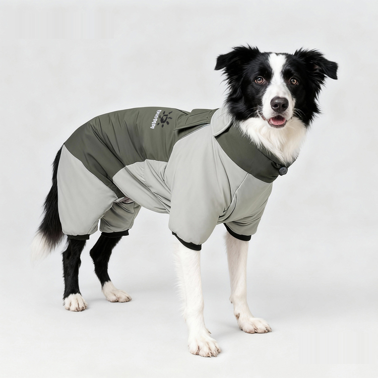 犬服 ドッグウェア 中・大型犬用 防寒ロンパース 秋冬 あったか 保温 防寒着 撥水 防風 防水ジッパー 反射材ライン 簡単着脱 マジックテープ 調節ストッパー 3層構造 優しい着心地 おしゃれ バイカラー フィット お散歩安心 ワンちゃんの歩くカイロ-Giipet