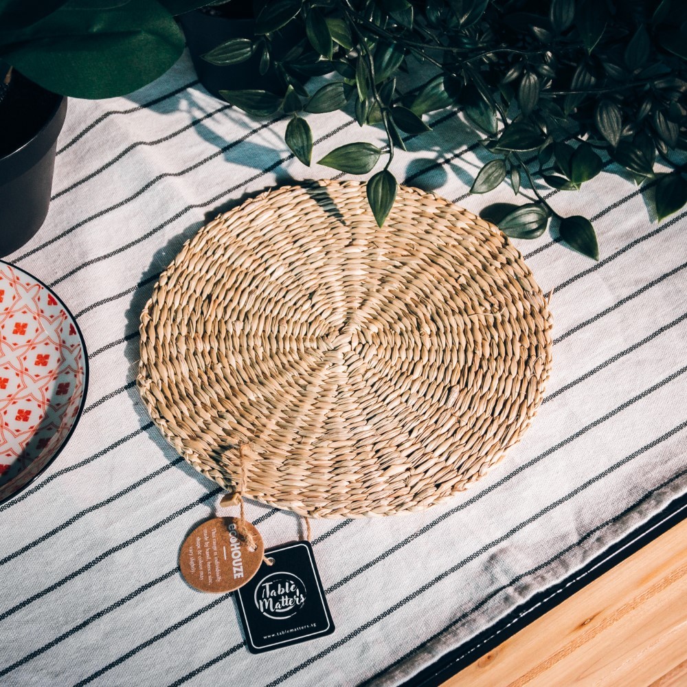Seagrass Serveware Collection