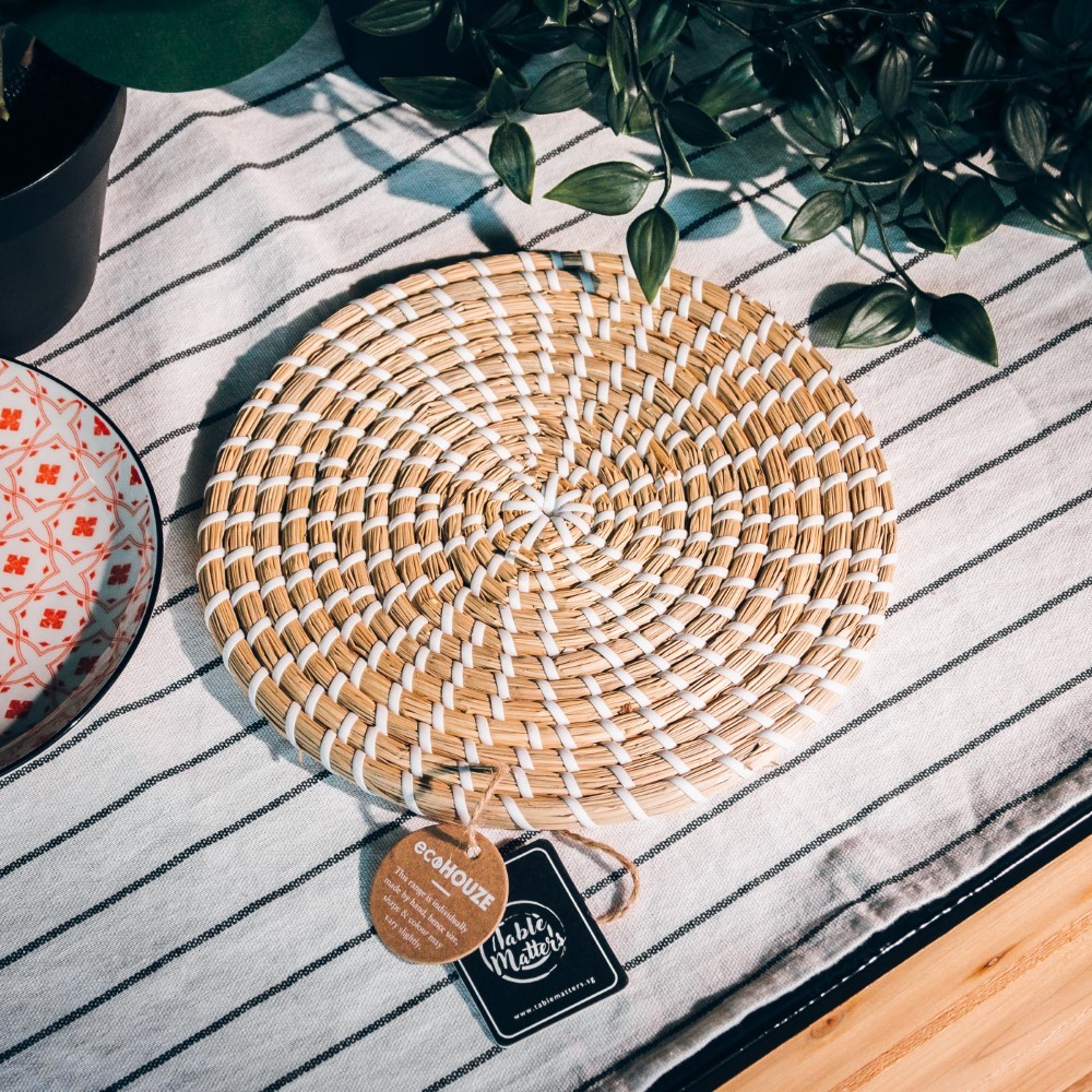 Seagrass Serveware Collection