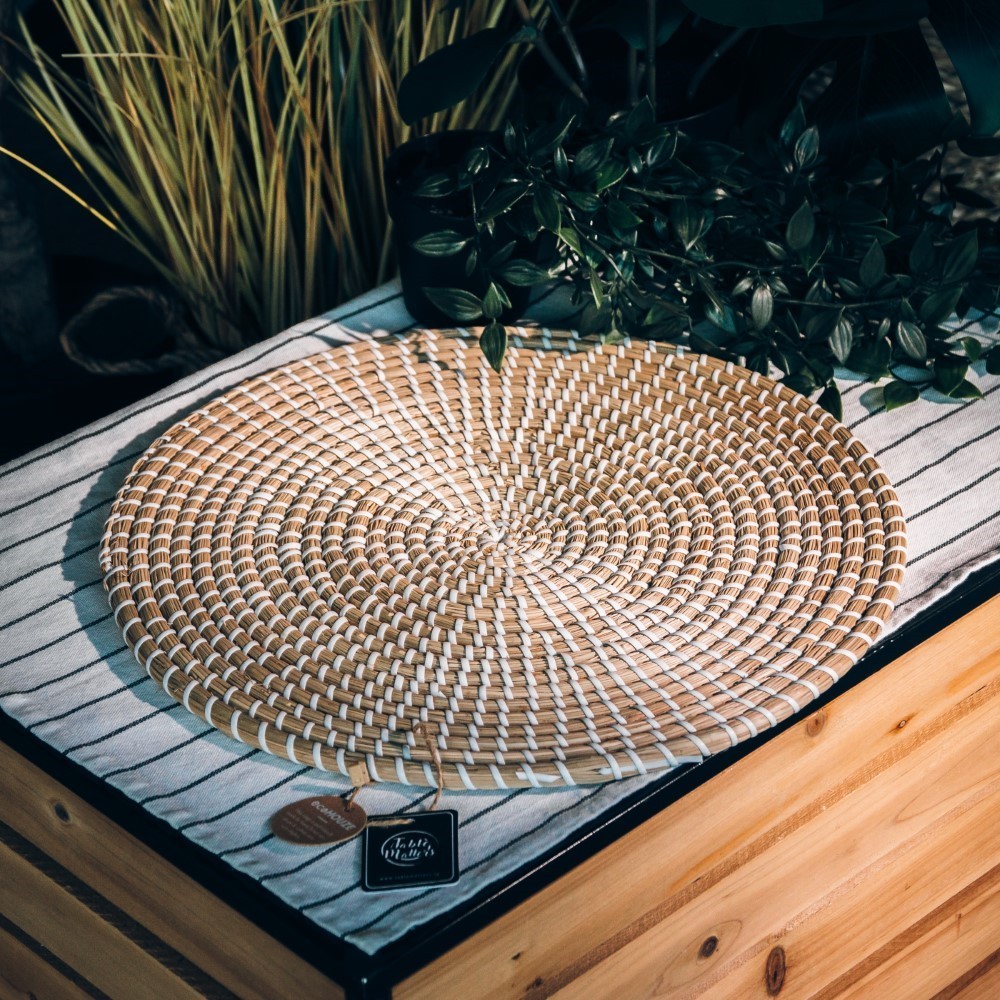 Seagrass Serveware Collection