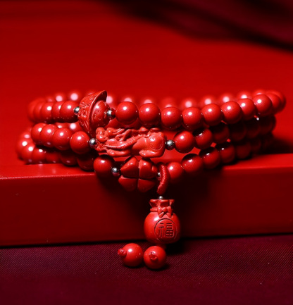 [นำโชค] สร้อยข้อมือลูกปัดจูซา 108 อัน แกะลายดอกบัว
