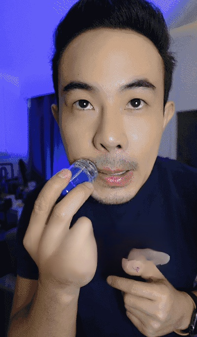 HFH-【炫酷机甲】新款磁吸酷炫电动剃须刀_06-1.gif