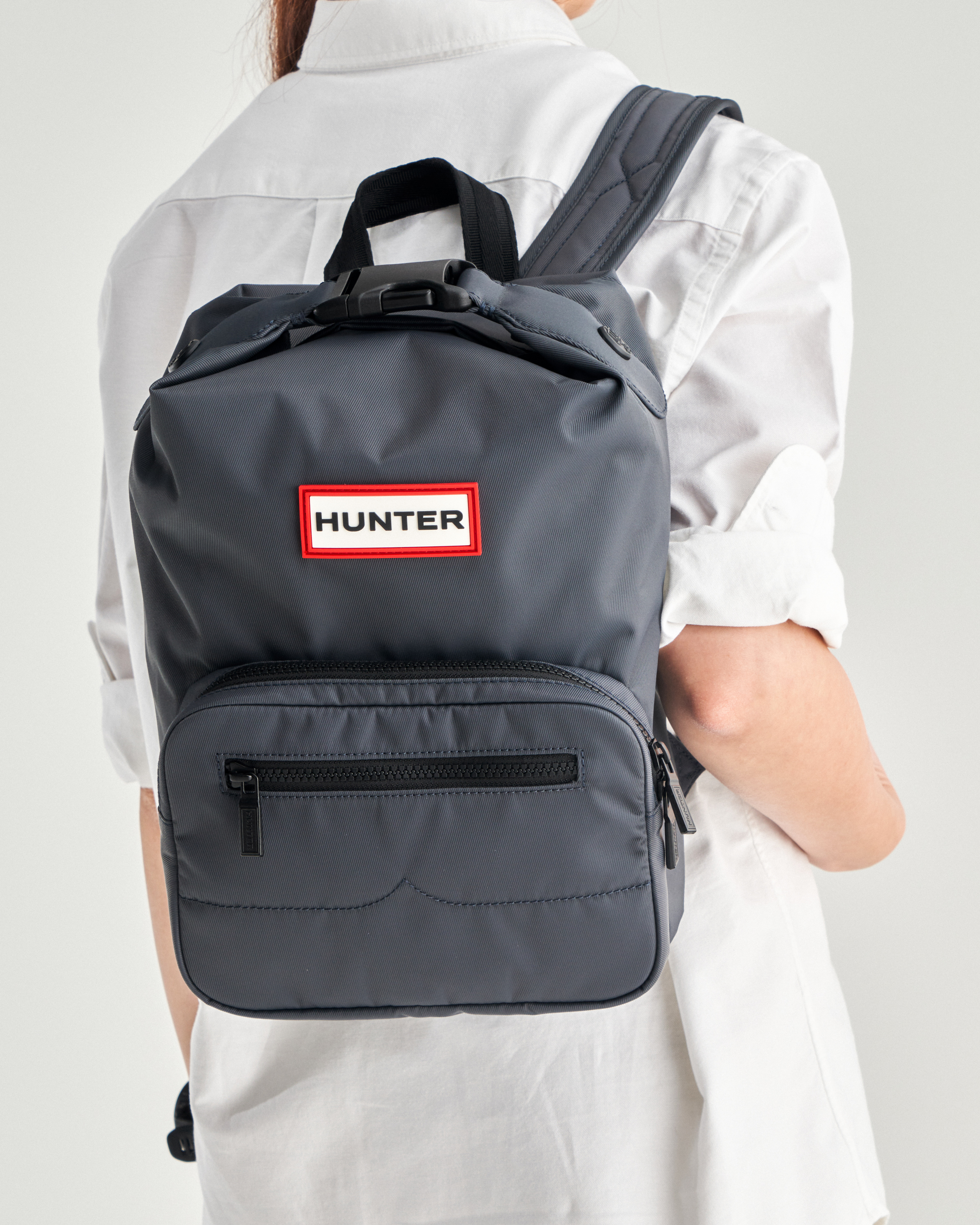 HUNTER★Nylon Pioneer Mini Topclip Backpack★人気早期完売 NYLON PIONEER MINI TOPCLIP BACKPACK-Hunter Boots Singapore