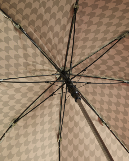 MAISON KITSUNE X HUNTER CHEVRON UMBRELLA