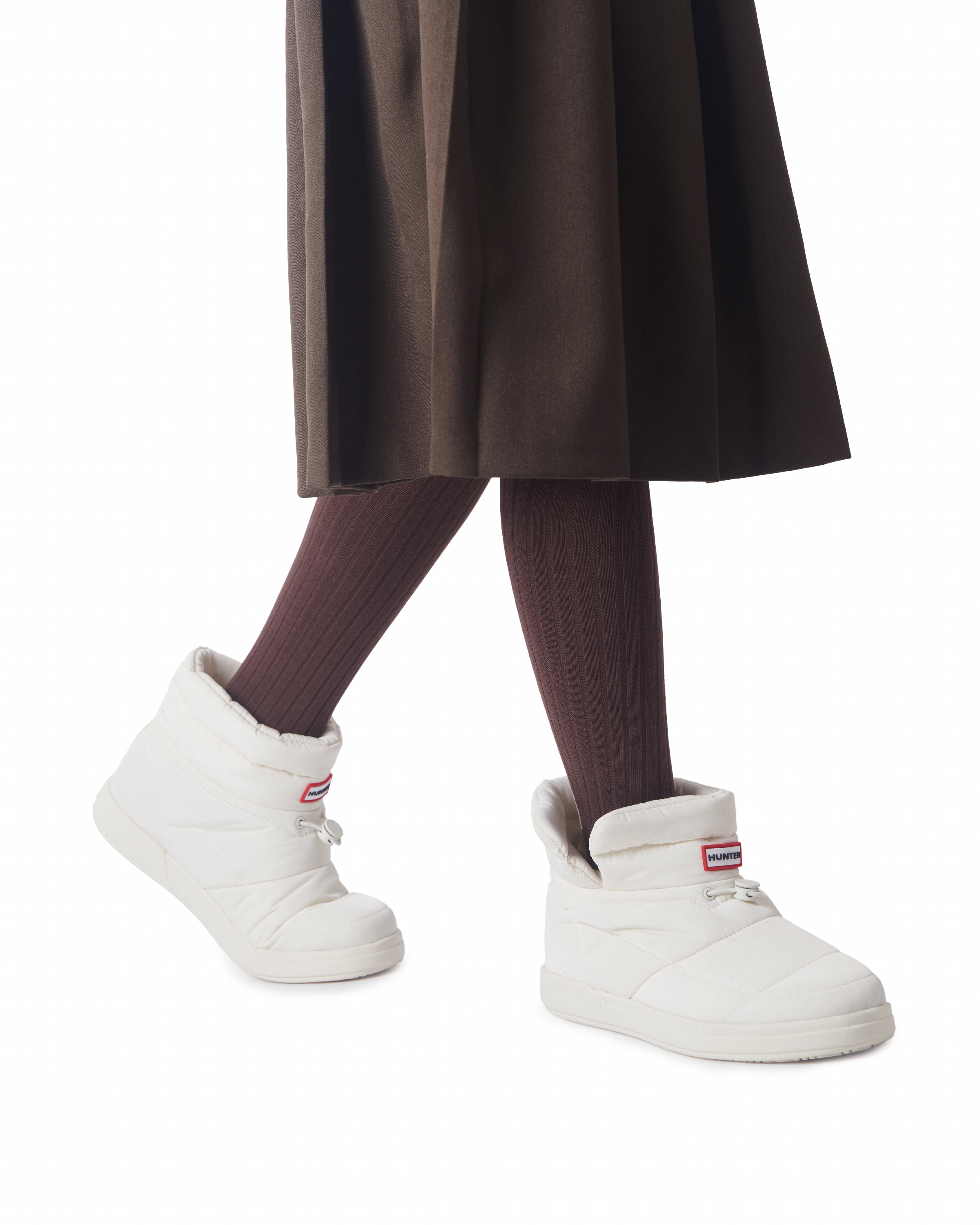 UNISEX IN / OUT COSY PUFF SIDE VENT BOOTIE