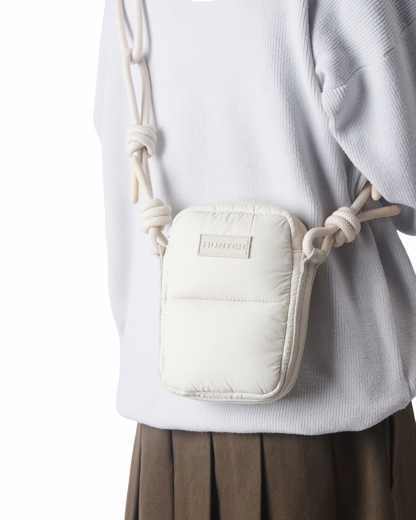 INTREPID EXTRA PUFFED PHONE POUCH