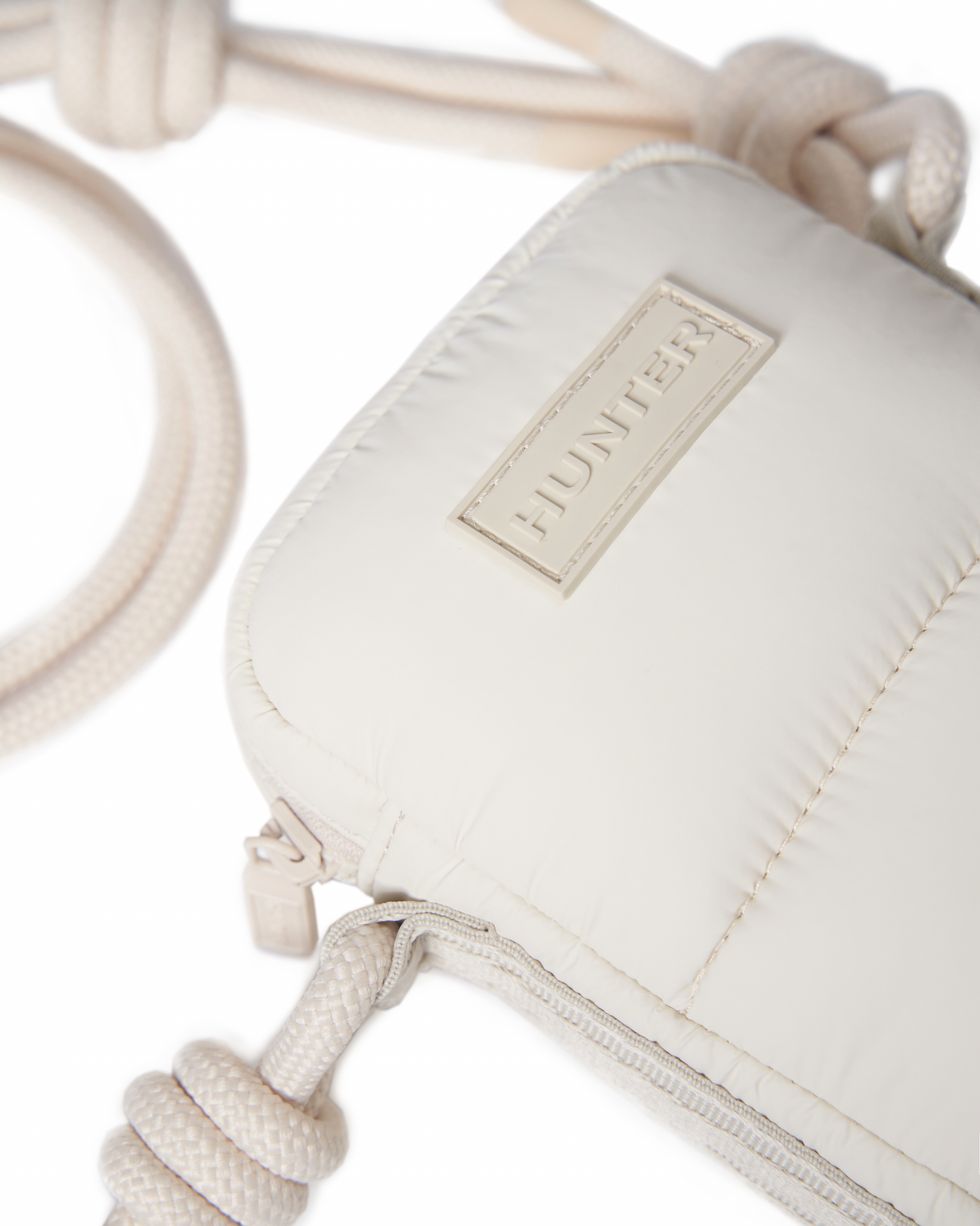 INTREPID EXTRA PUFFED PHONE POUCH