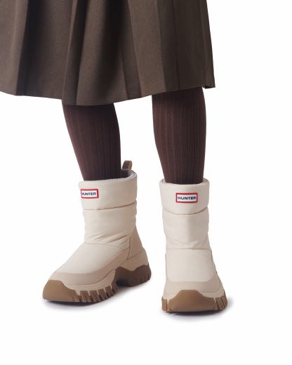 UNISEX INTREPID WANDERER SHORT SNOW BOOTS