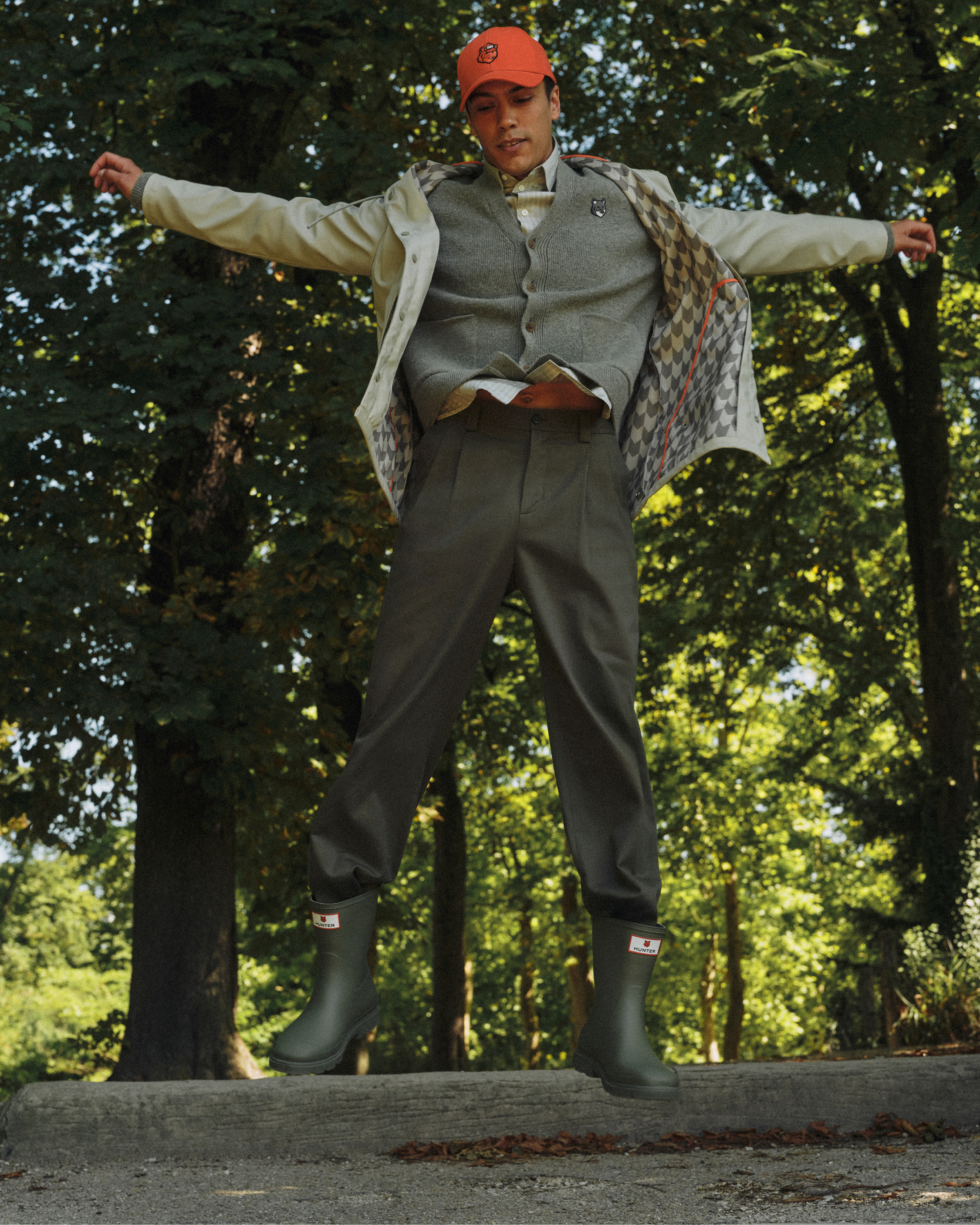 MAISON KITSUNE X HUNTER UNISEX DOWNPOUR SHORT BOOTS