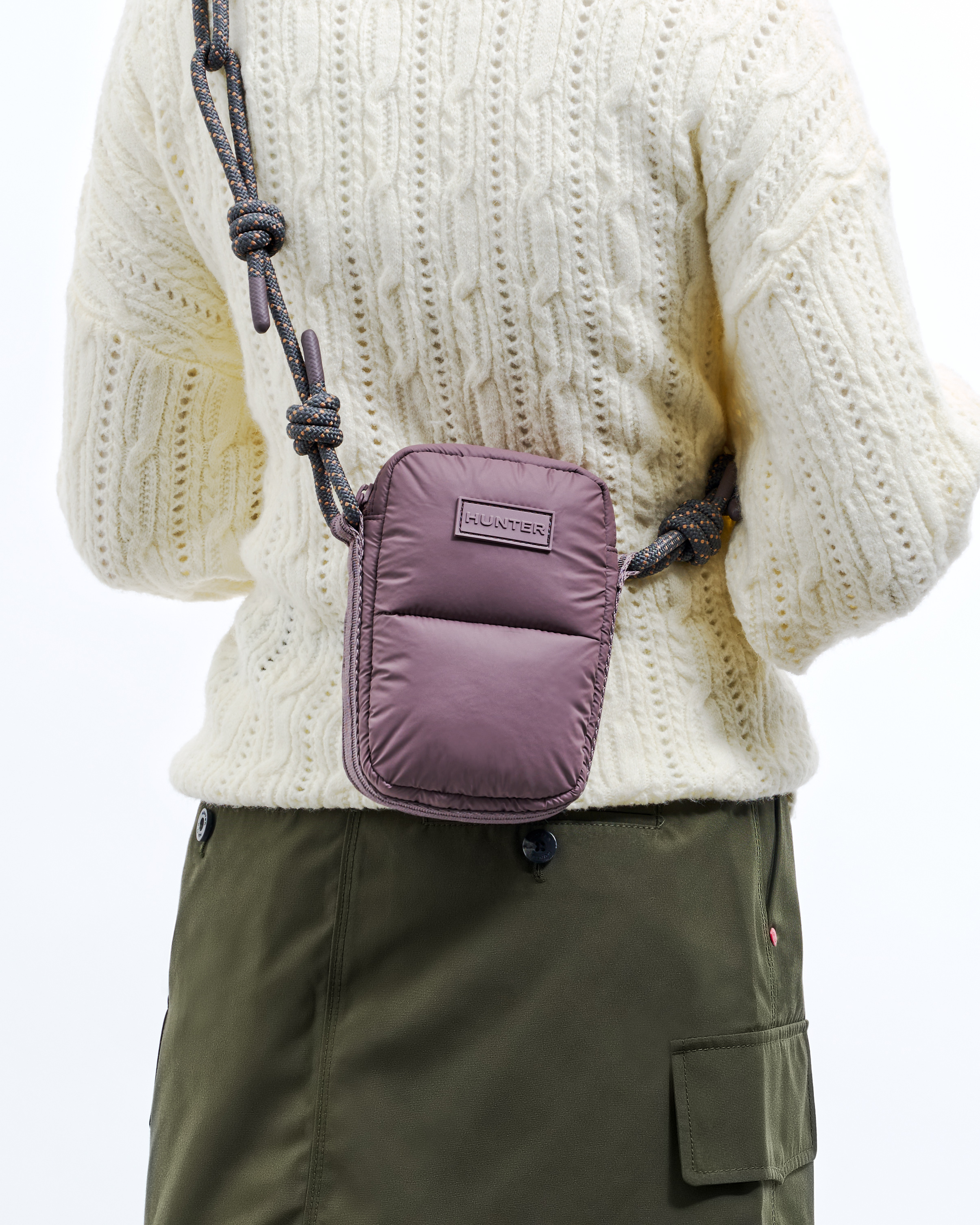 INTREPID EXTRA PUFFED PHONE POUCH