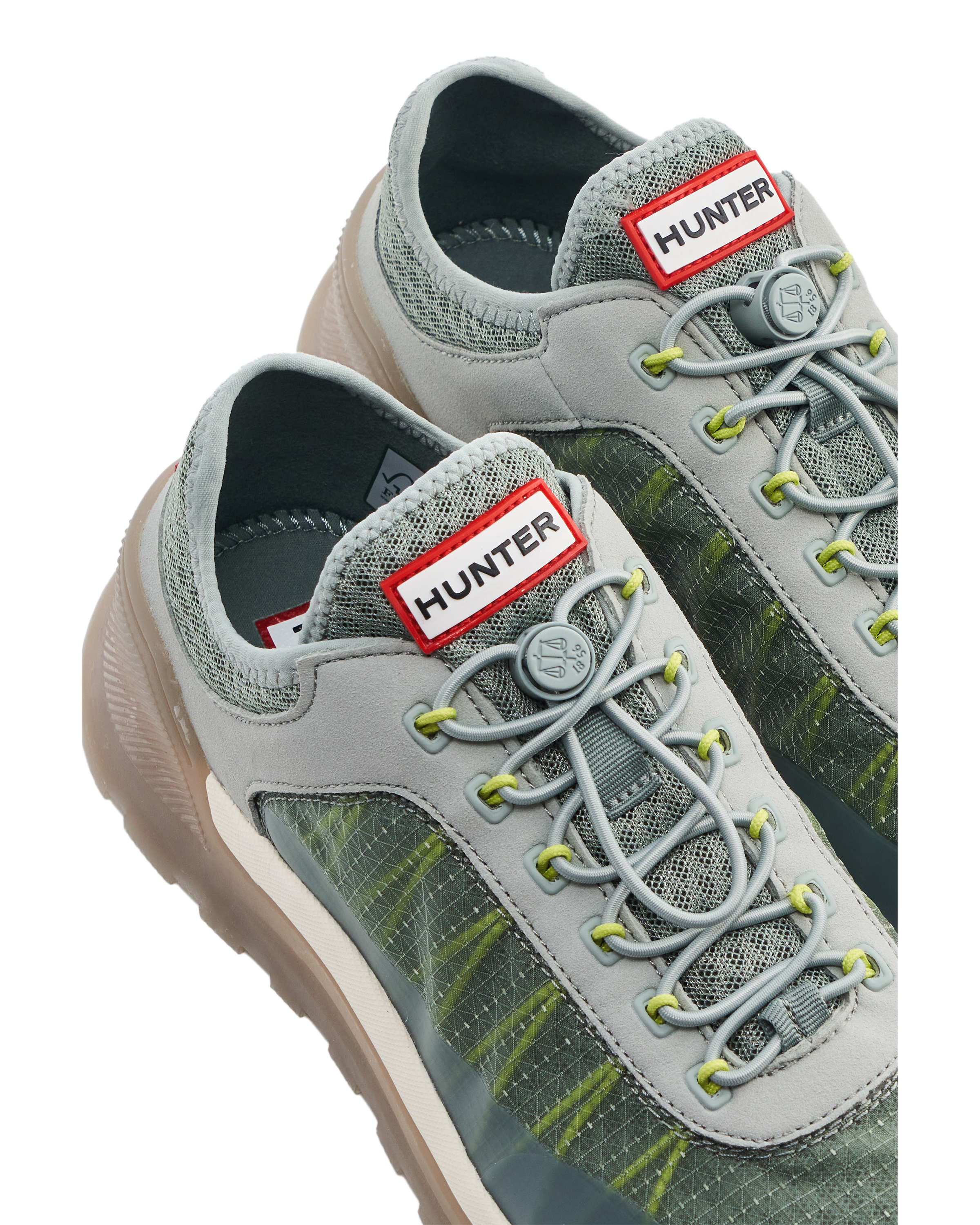 WOMENS TRAVEL TRAINER