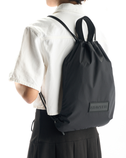HUNT☆Travel Drawstring Backpack Tote - Black TRAVEL RIPSTOP DRAWSTRING BACKPACK TOTE – Hunter Malaysia