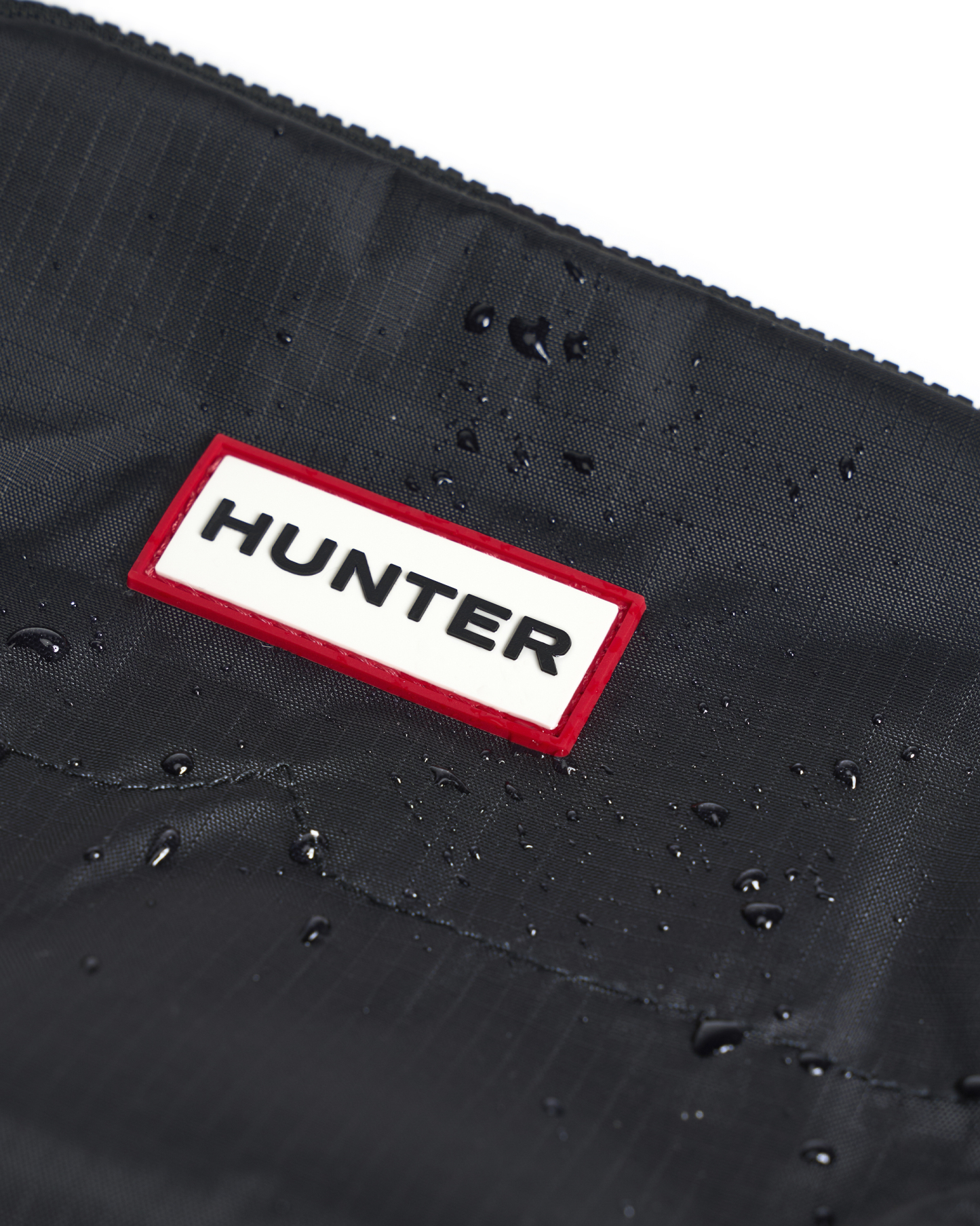 TRAVEL LARGE POUCH – Hunter Singapore