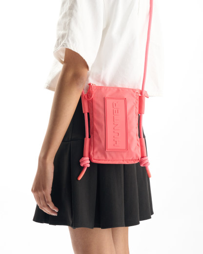 TRAVEL RIPSTOP PHONE POUCH