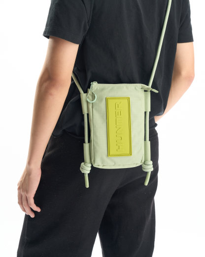 TRAVEL RIPSTOP PHONE POUCH