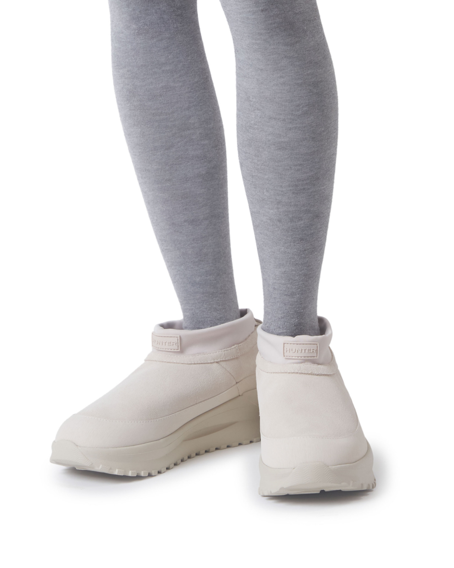 UNISEX TRAVEL FLOW SUEDE TRAINERS