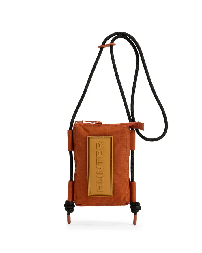 TRAVEL RIPSTOP PHONE POUCH