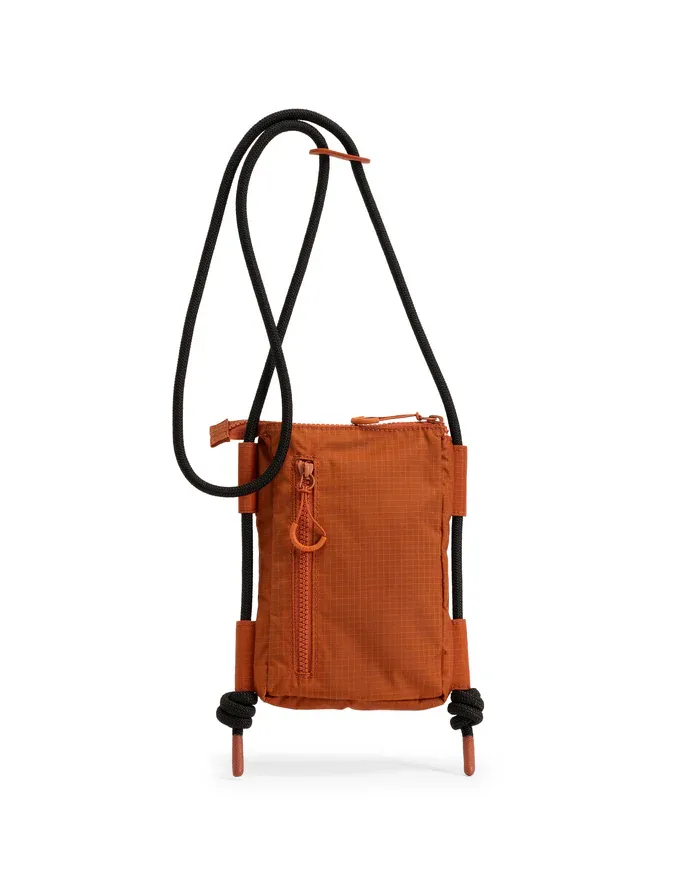 TRAVEL RIPSTOP PHONE POUCH