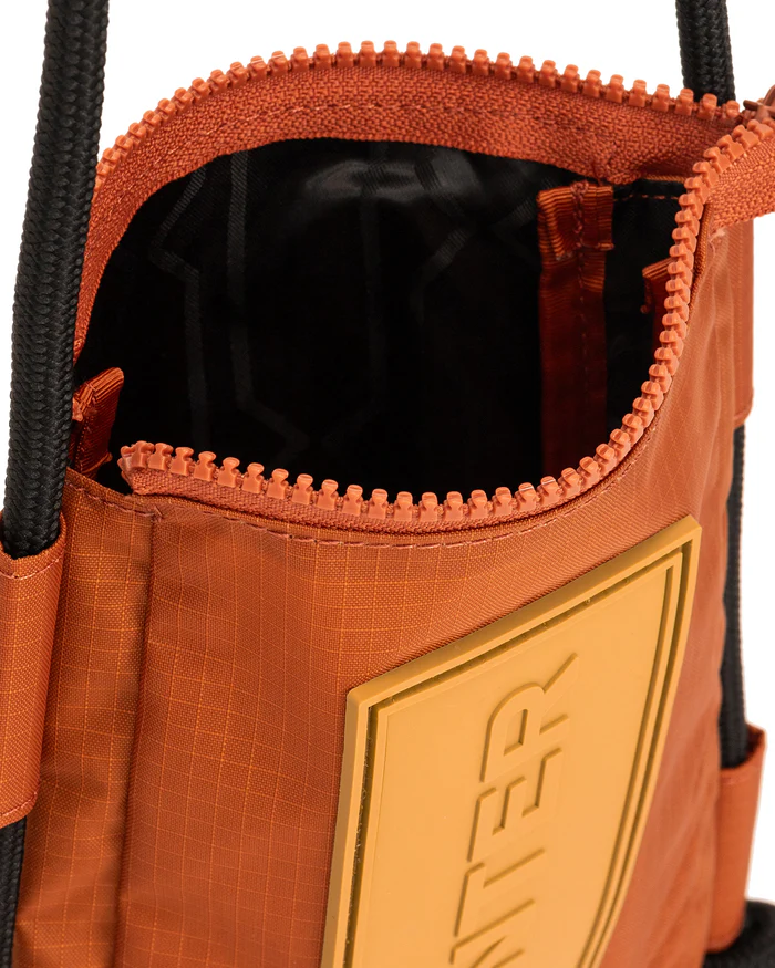 TRAVEL RIPSTOP PHONE POUCH