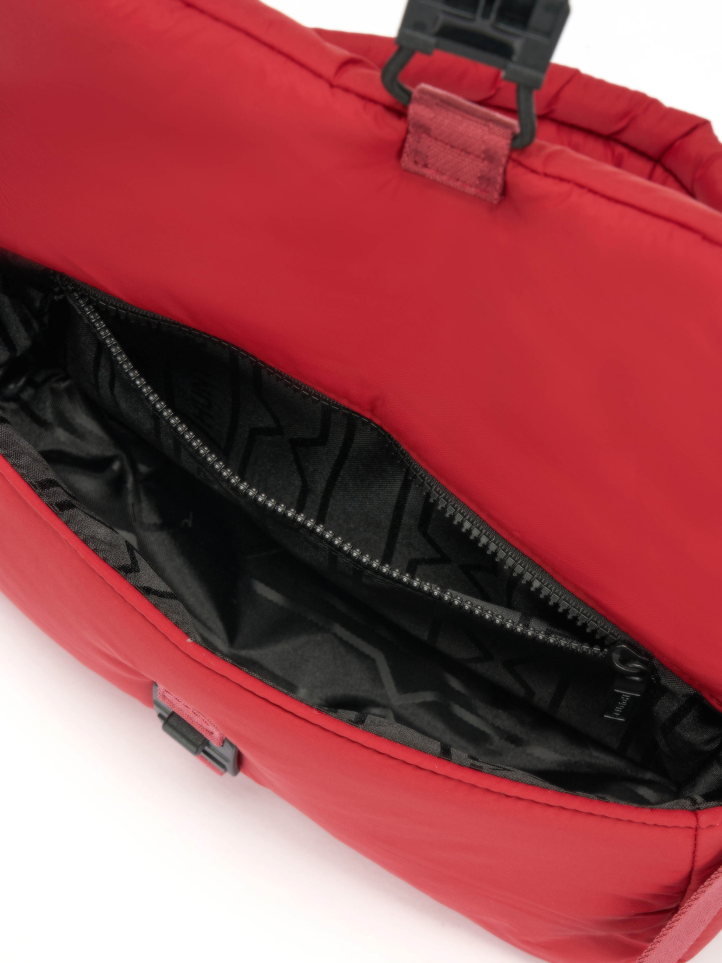 WANDERER PUFFER SHOULDER BAG
