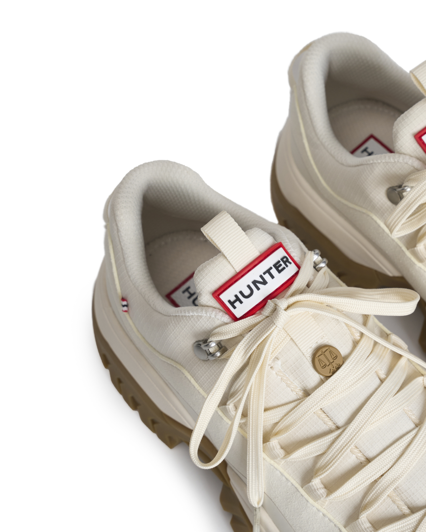 UNISEX WANDERER WATERPROOF TRAINER