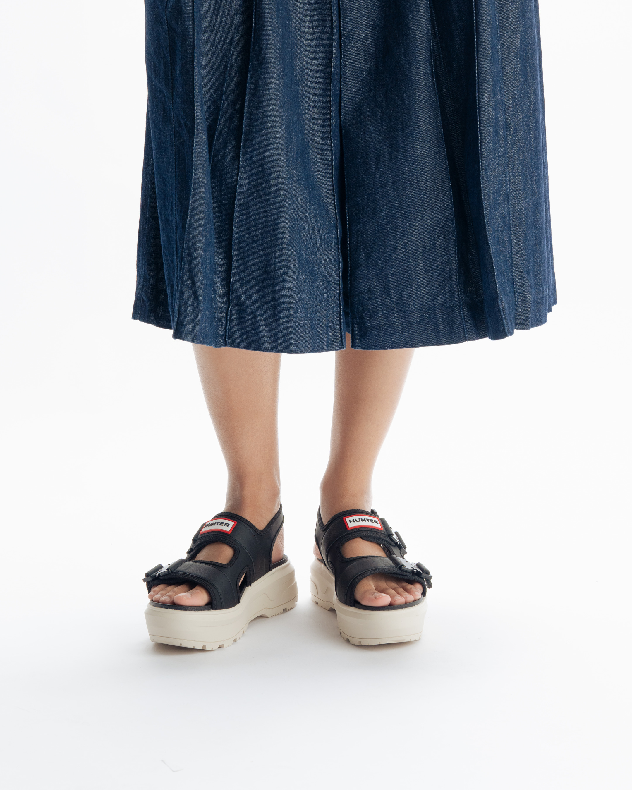 UNISEX CITY REBEL NEO LEATHER BUCKLE SANDALS