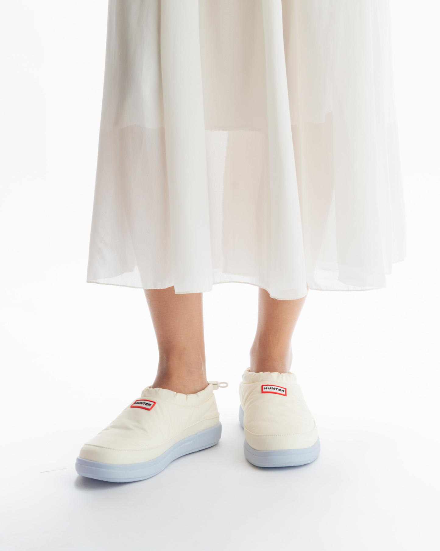 WOMEN'S IN/OUT SLIP ON SLIPPERS