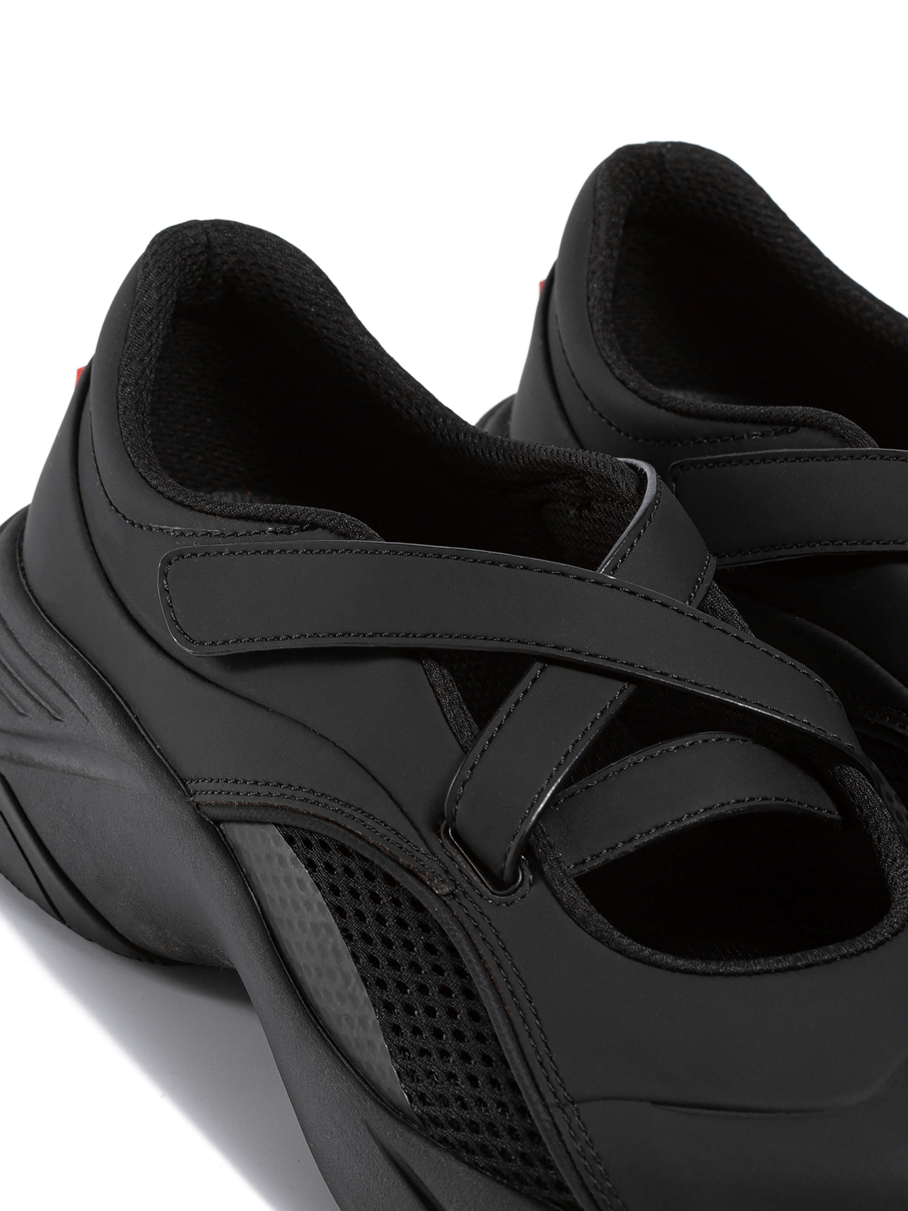 WOMENS MARYJANE SNEAKER