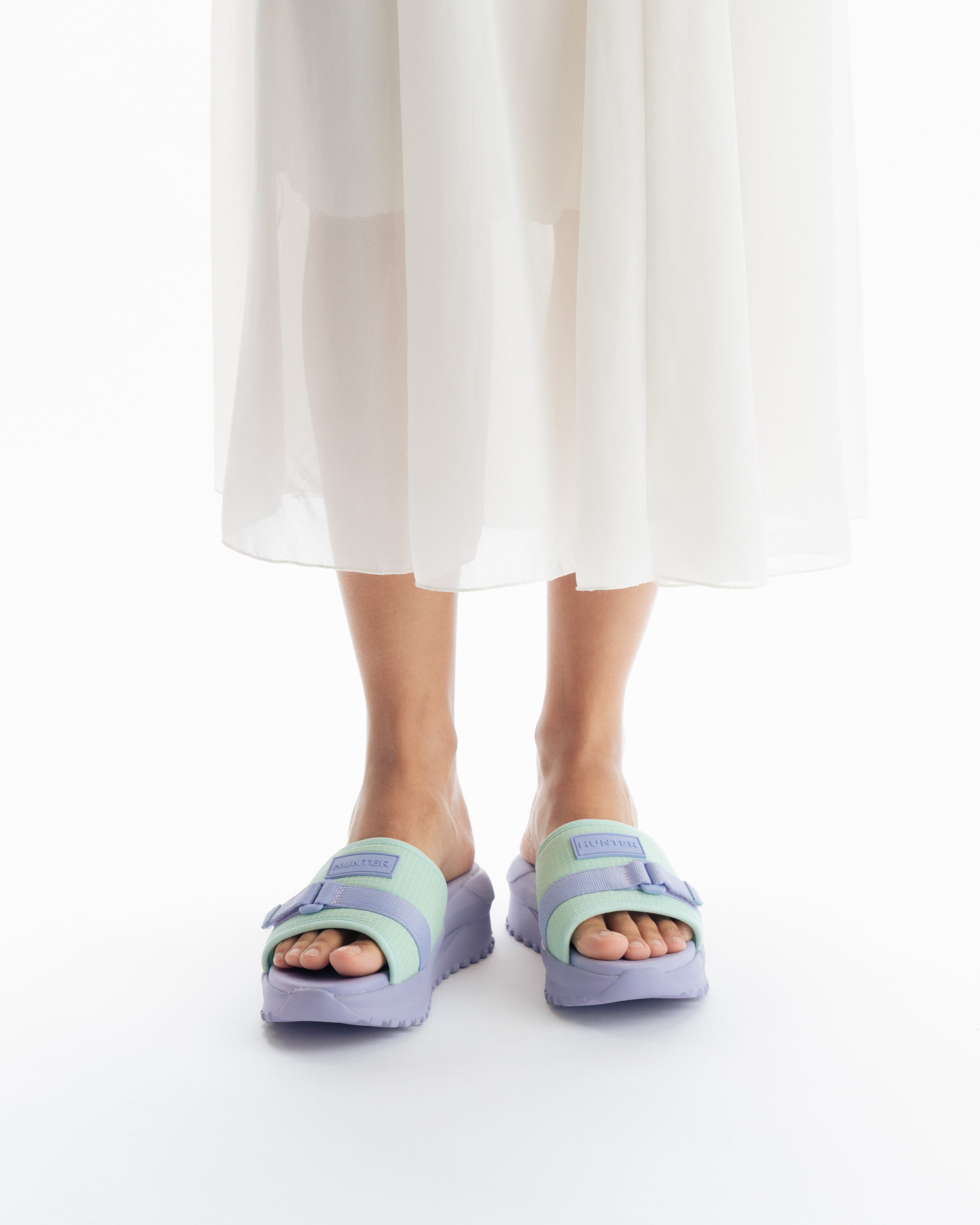 WOMEN'S PLAYER SLIPPERS COVER UP RIPSTOP