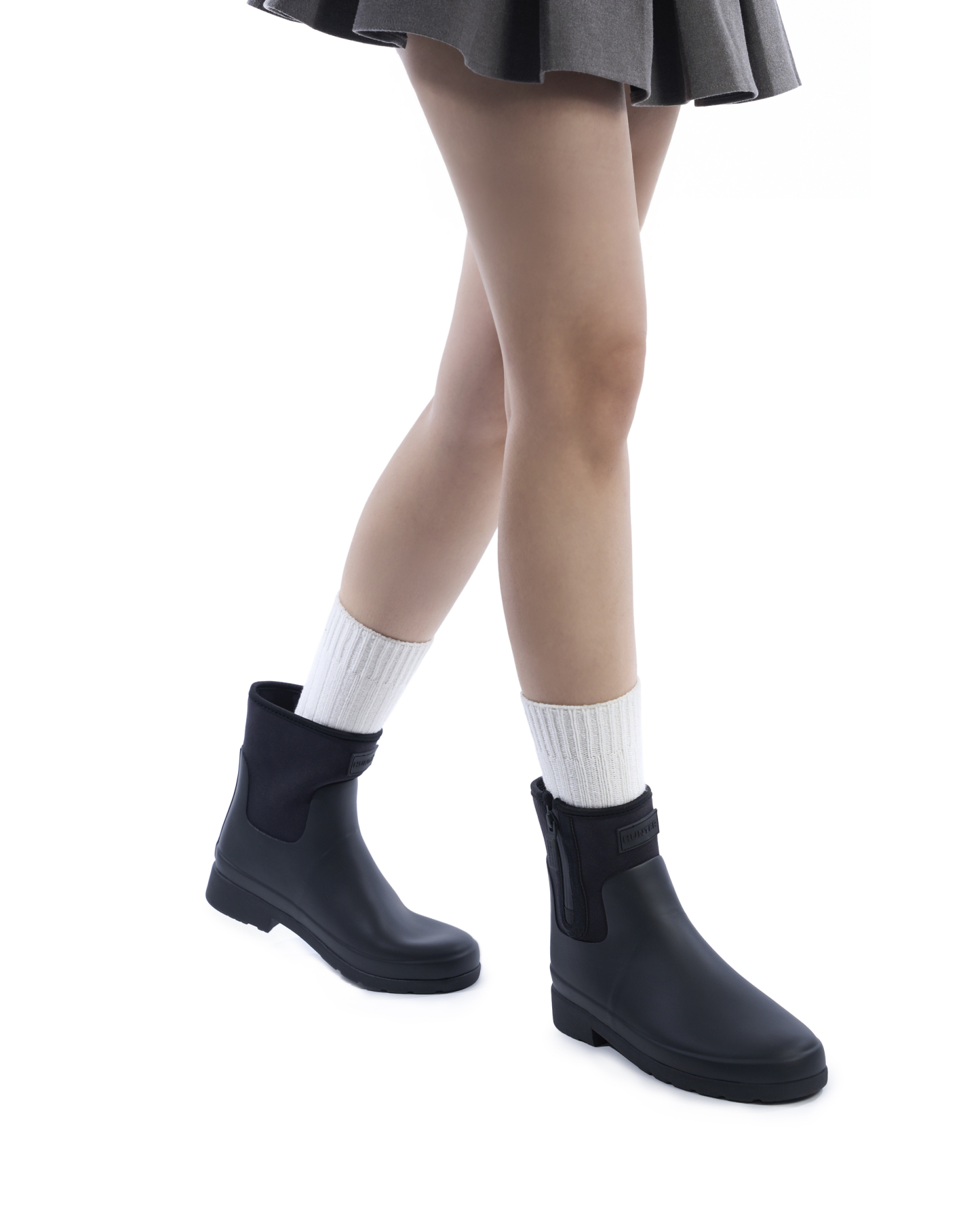 WOMENS REFINED MID ZIP NEOPRENE BOOT