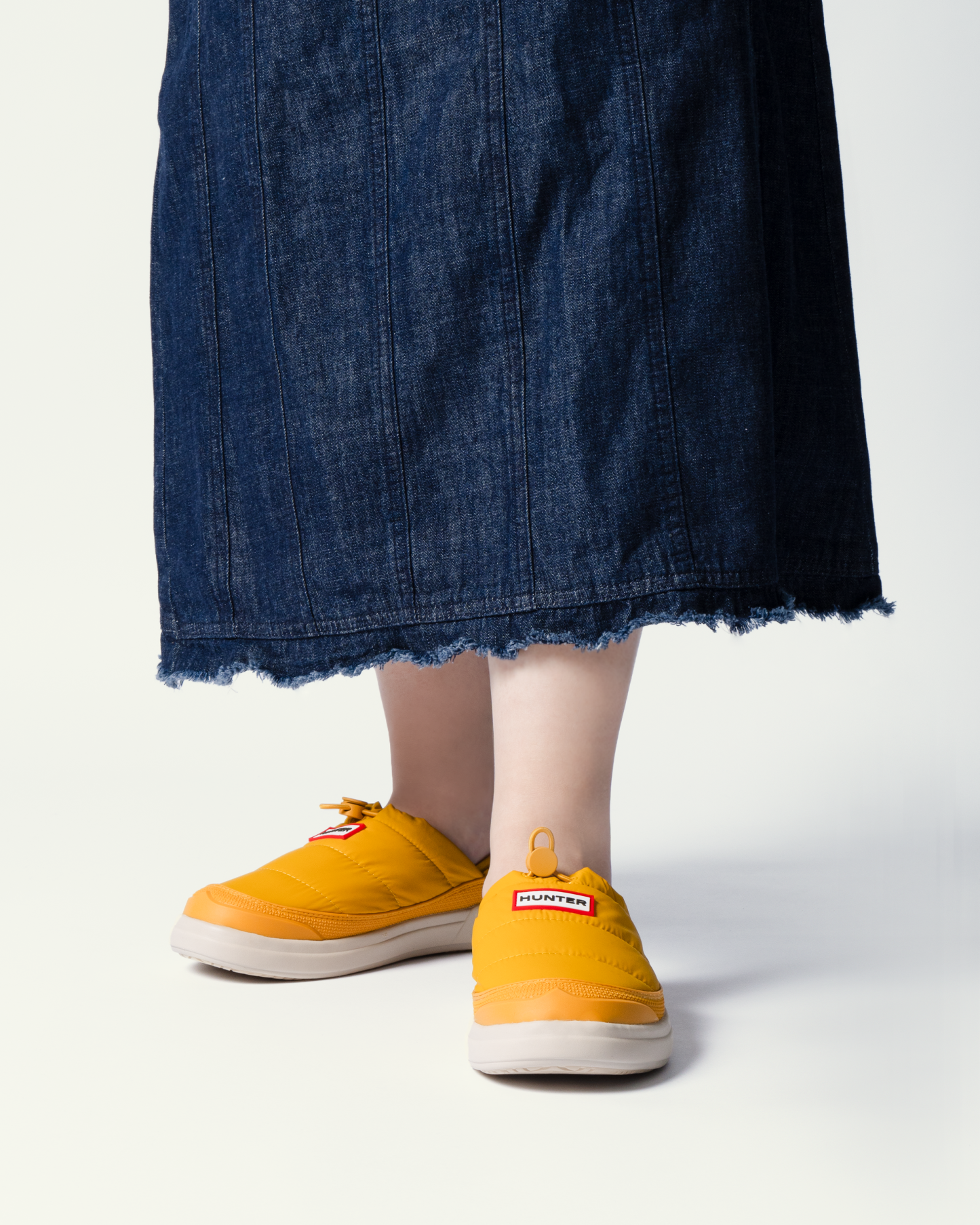 WOMEN'S IN / OUT SLIPPERS