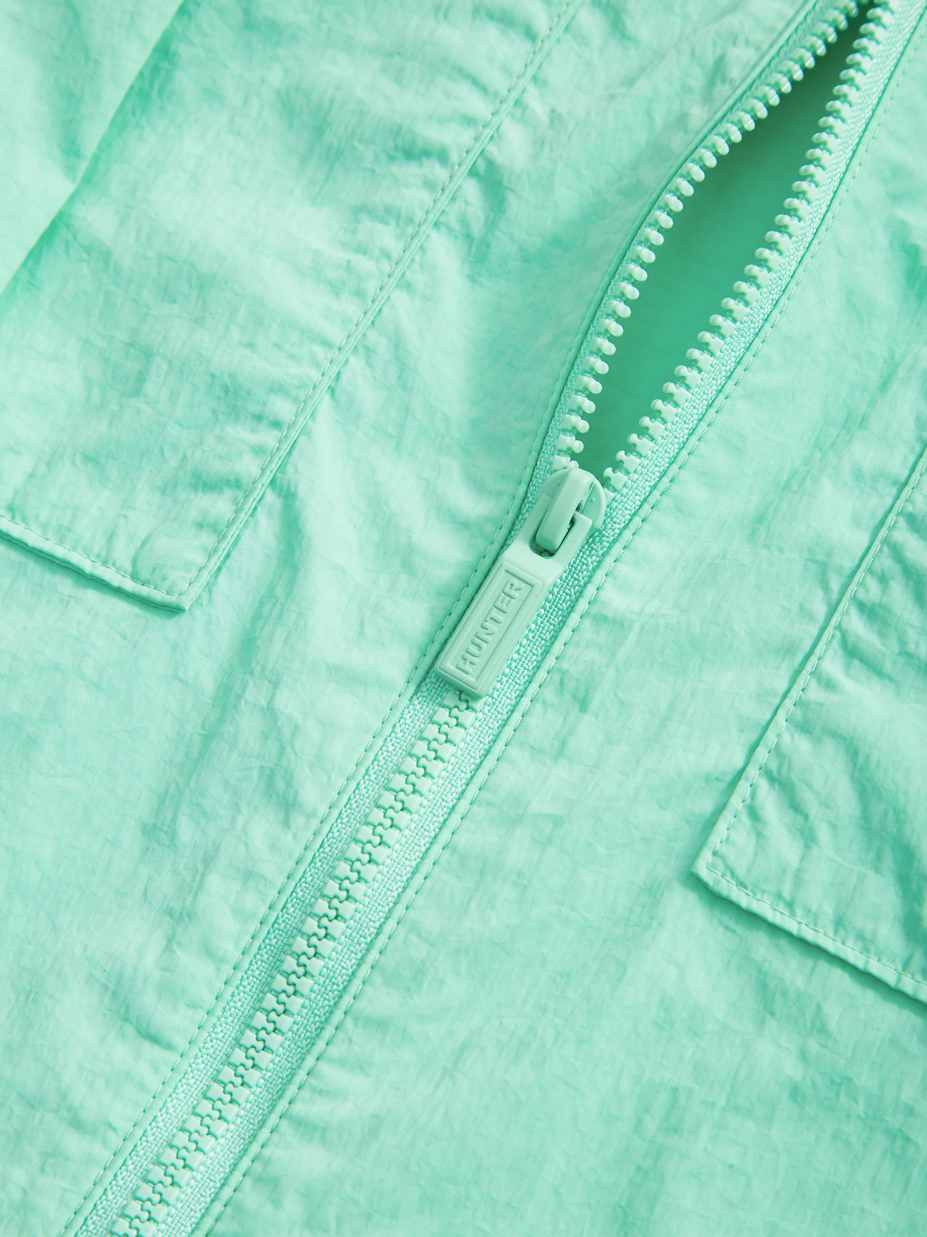 WOMENS LIGHTWEIGHT SHORT JACKET