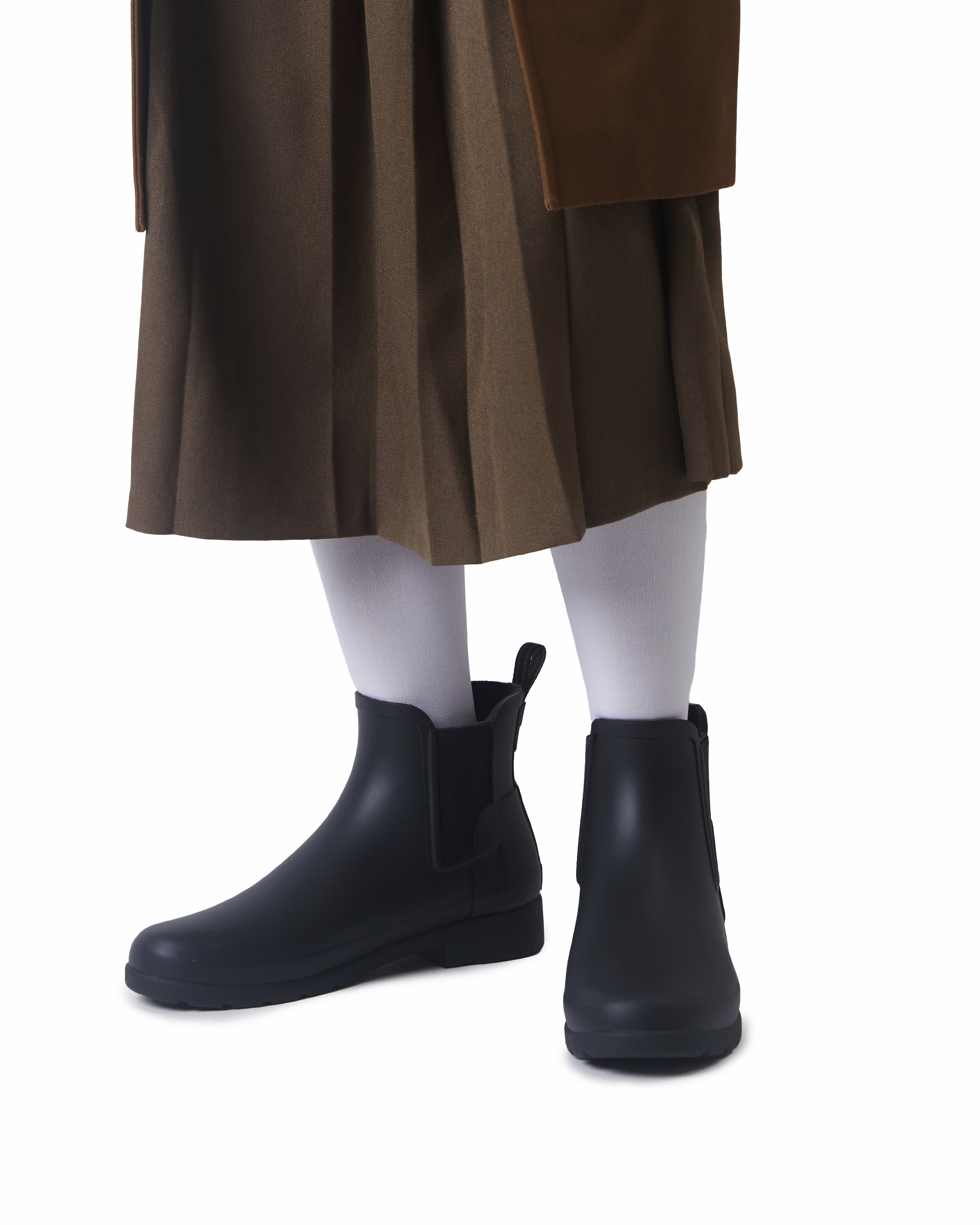WOMEN'S REFINED CHELSEA BOOTS