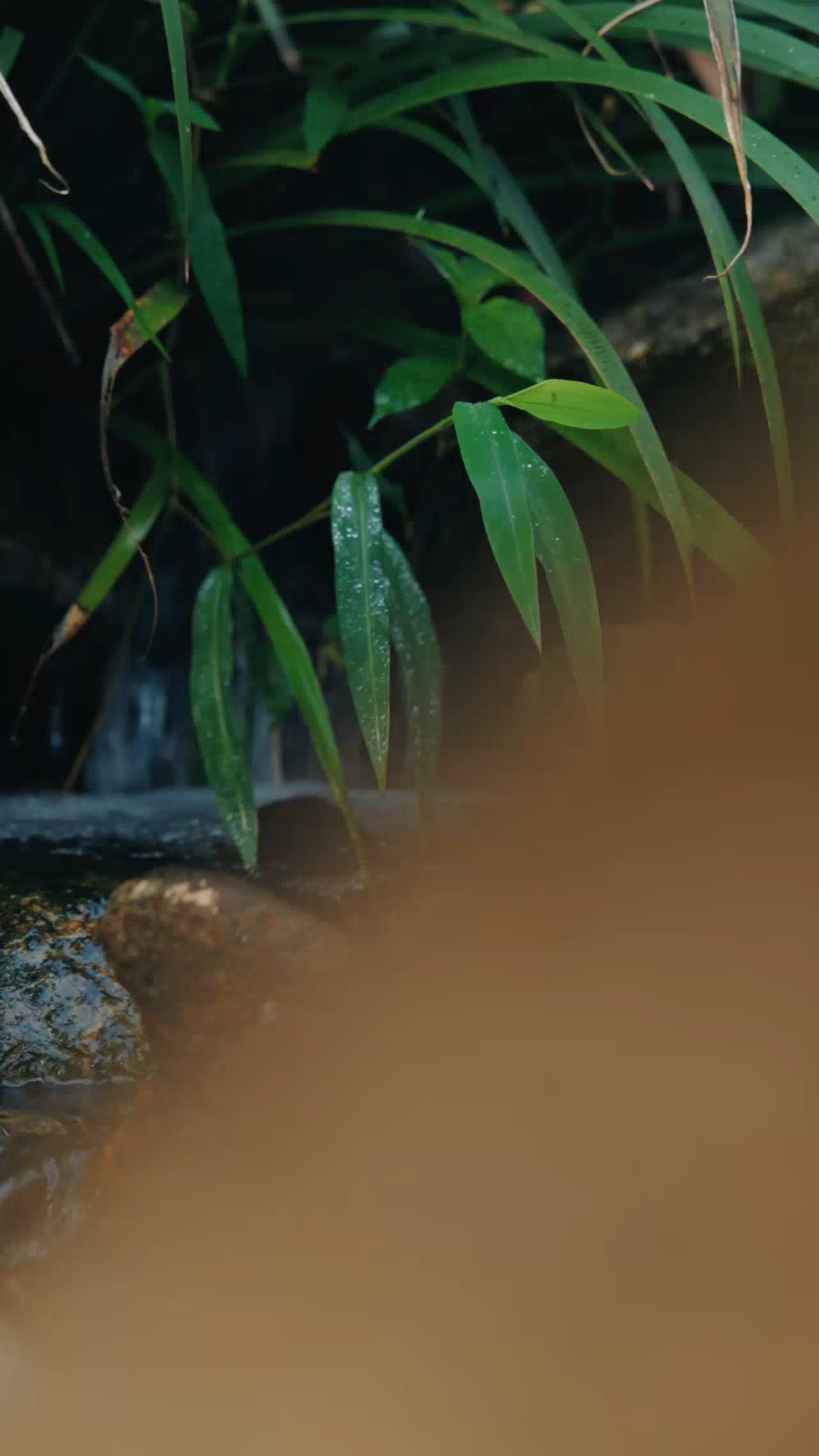 REFINED STITCH CANVAS CROSSBODY