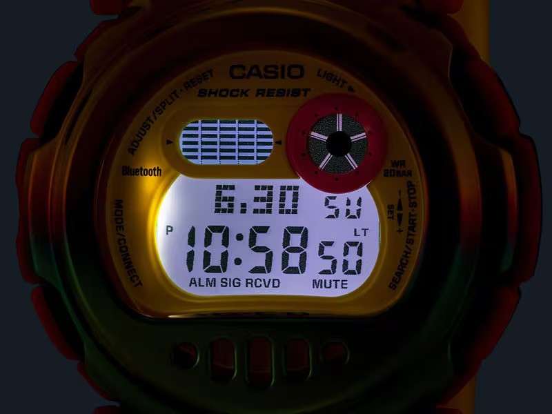 Casio G-Shock G-B001MVB-8 Double Bezel Capsule Smartphone Link Men's Watch (Gold & Grey)