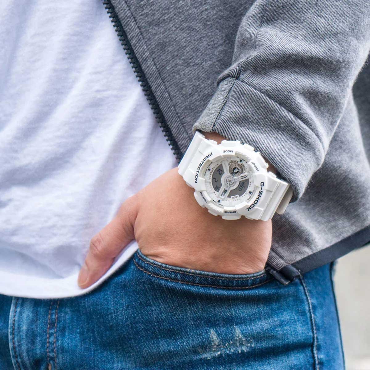 Casio G-Shock GA-110MW-7A Analog Digital Men Watch Marine White ozdigitalwatch.com.au