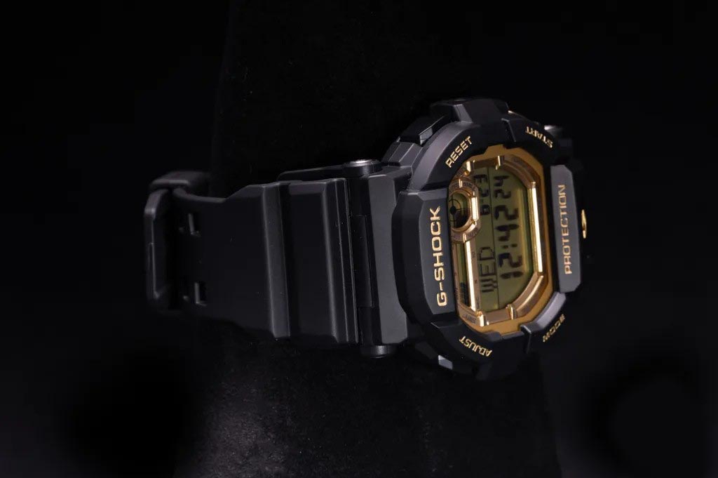 Casio G-Shock GD-350gb-1 Digital Men's Watch (Black & Gold) 5-Years Battery Life GD350gb-1