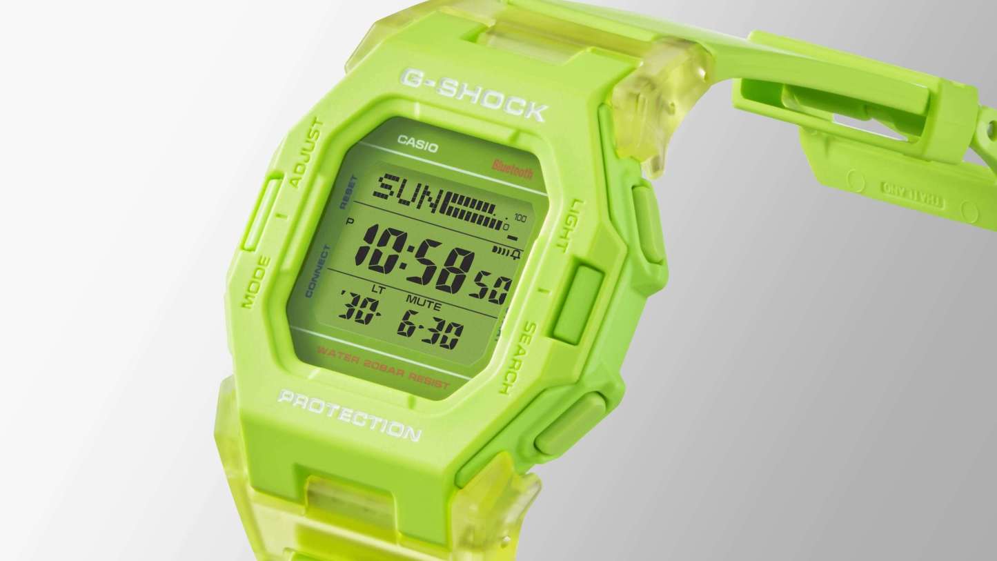 Casio G-Shock GD-B500S-3 Bluetooth Step Tracker Digital Watch (Fluorescent Green) Compact Size