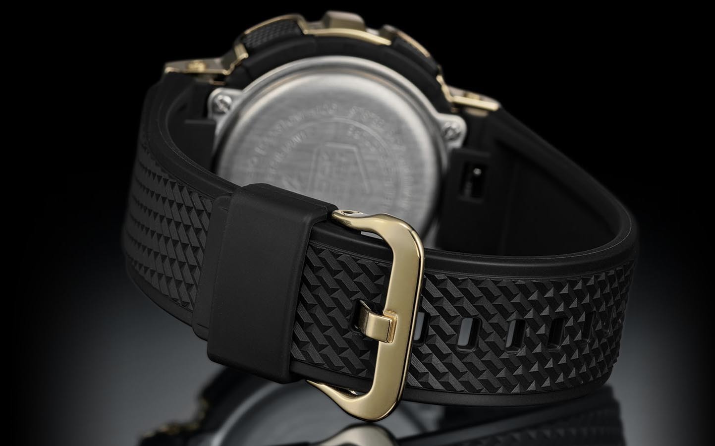 Casio G-Shock GM-110G-1A9 Analog Digital Men Watch Metal Covered Gold Black ozdigitalwatch.com.au