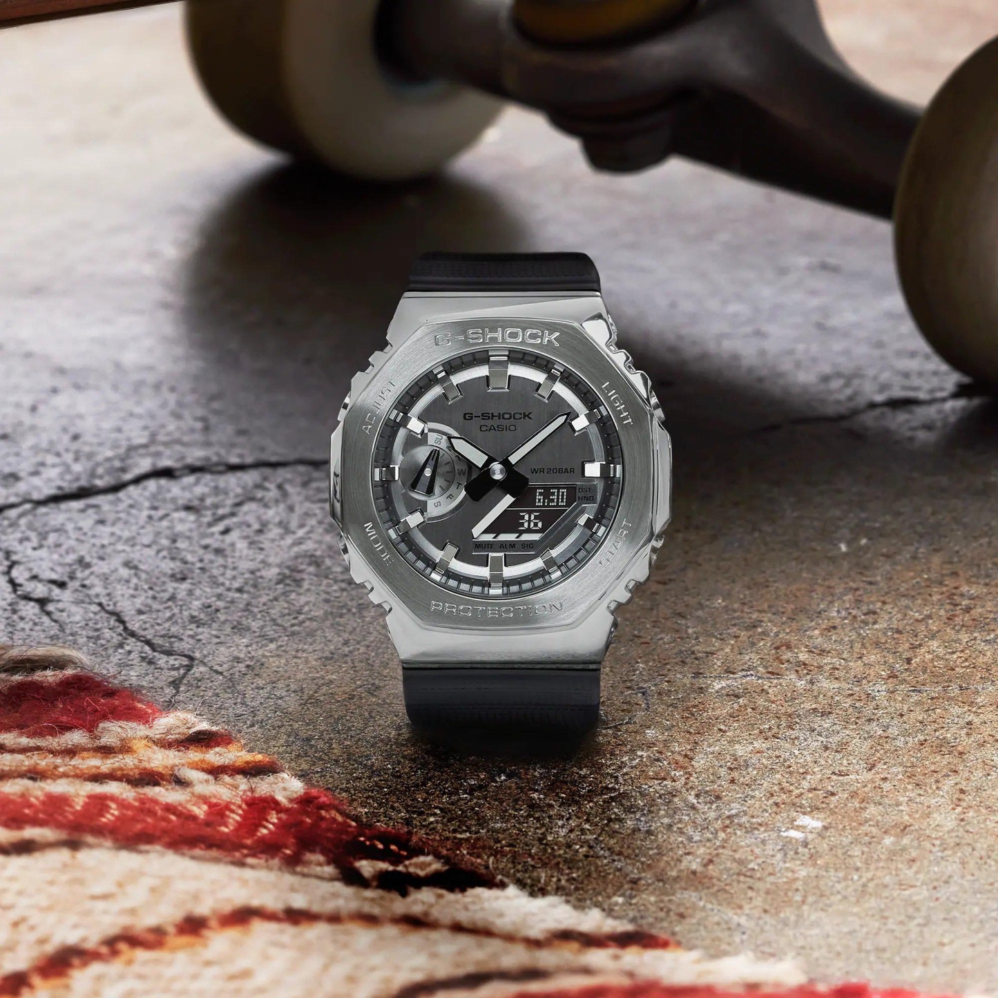 Casio G-Shock GM-2100-1A CasiOak Metal Case Analog Digital Watch Silver Black ozdigitalwatch.com.au