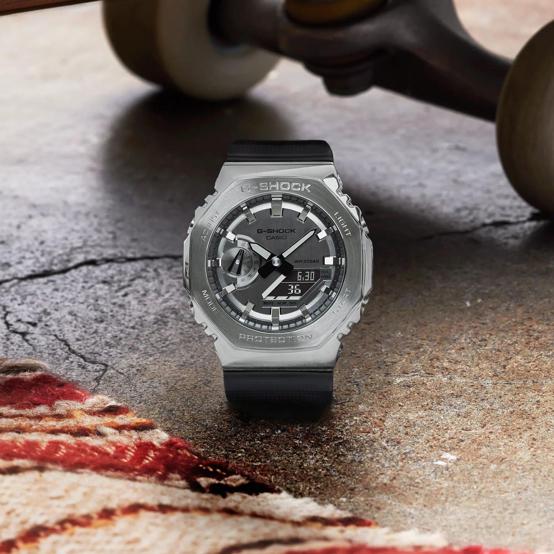 Casio G-Shock GM-2100-1A CasiOak Metal Case Analog Digital Watch Silver Black ozdigitalwatch.com.au
