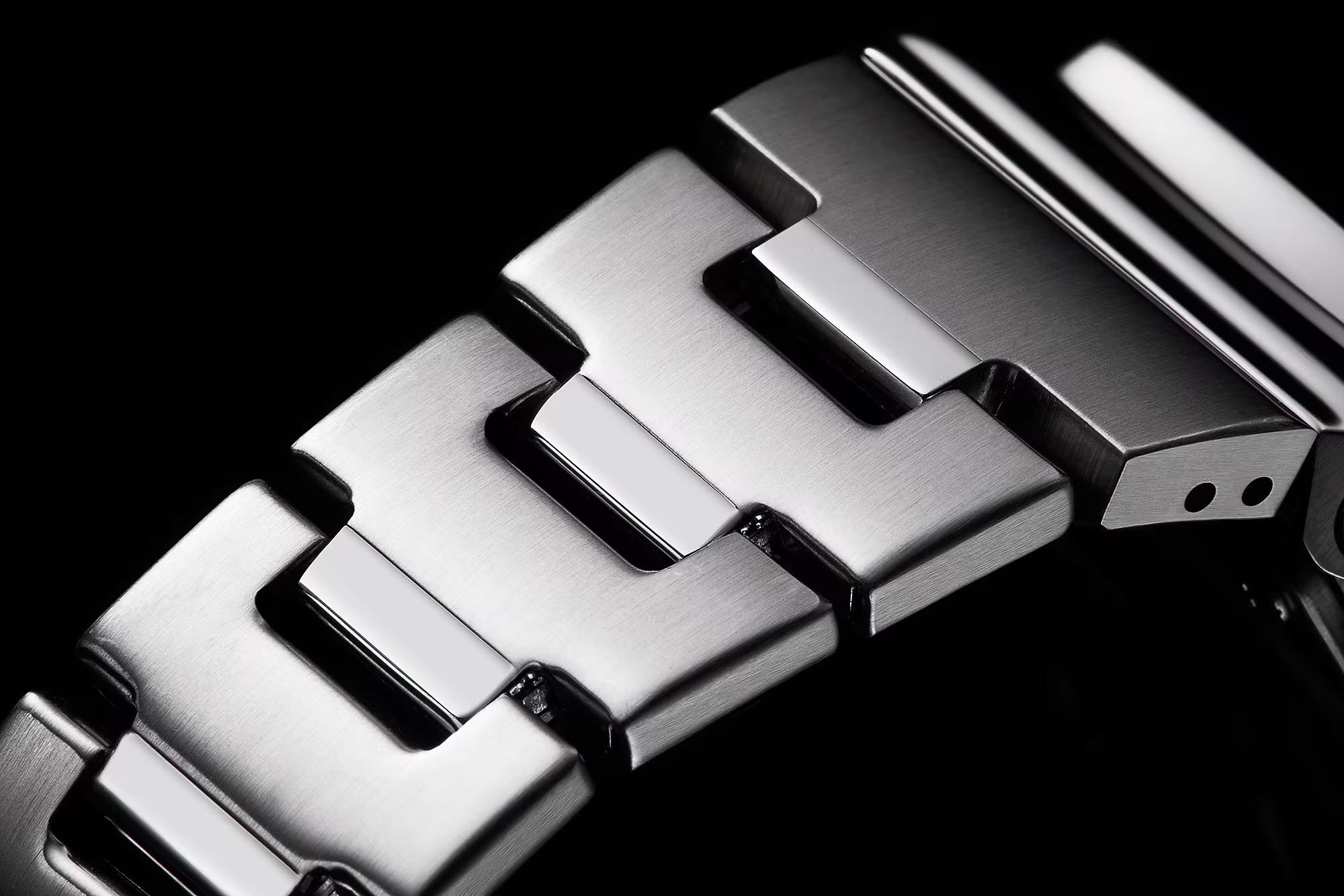 Casio G-Shock GM-2110D-2A CasiOak Metal Case Analog Digital Men's Watch (Silver & Blue) GM2110D-2A