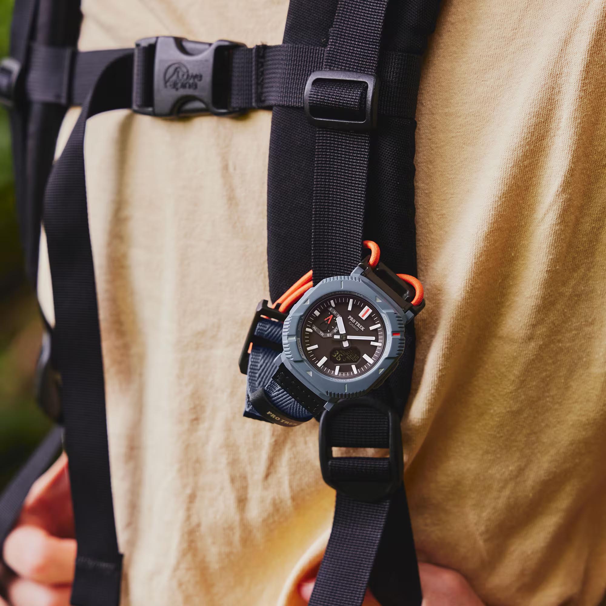 Casio PROTREK PRJ-B001B-2 Solar Bluetooth Smartphone Link Men's Outdoor Hiking Watch (Blue, Cloth Band)