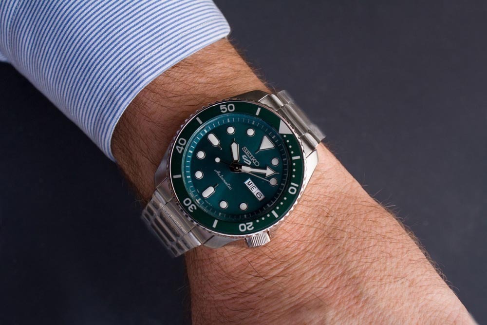 Seiko 5 Sports Automatic SRPD61K1 Men Watch 100M (Green) Sport Style ozdigitalwatch.com.au