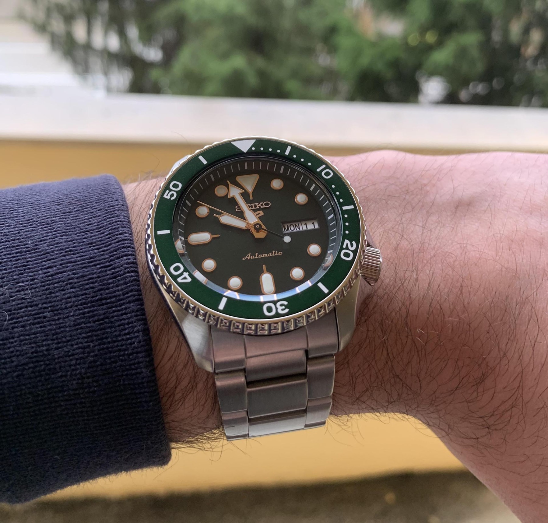 Seiko 5 Sports Automatic SRPD63K1 Men Watch 100M (Green, Gold Accents) ozdigitalwatch.com.au