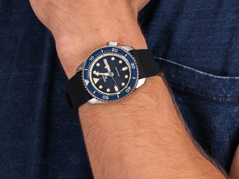 Seiko 5 Sports Automatic SRPD71K2 Men's Watch (Black & Blue), Silicone Band