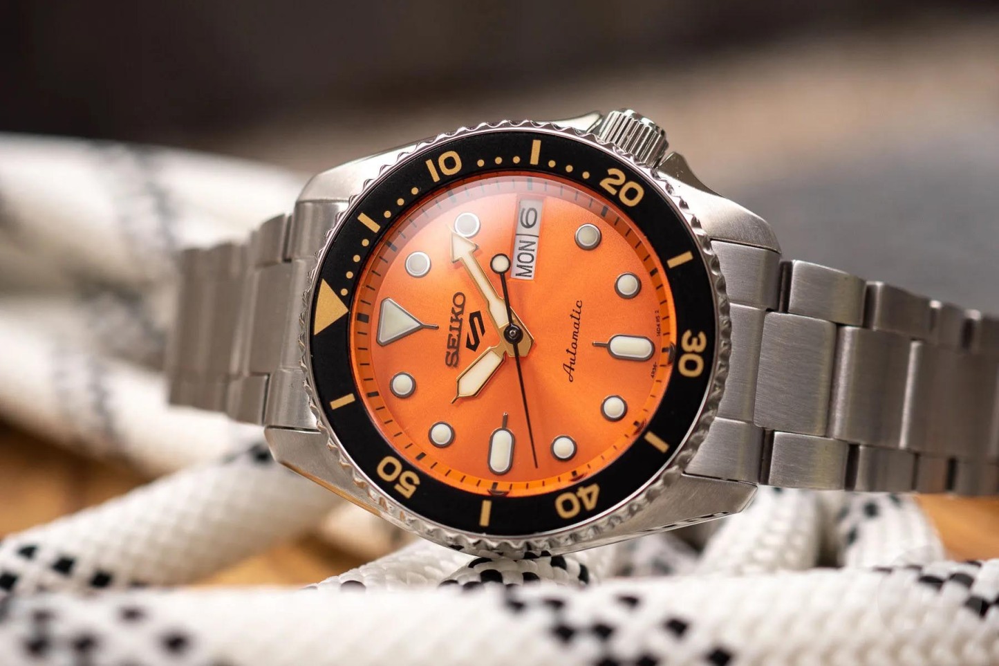 Seiko 5 Sports SRPK35K SKX 38mm Automatic 100M Men Watch Orange ozdigitalwatch.com.au