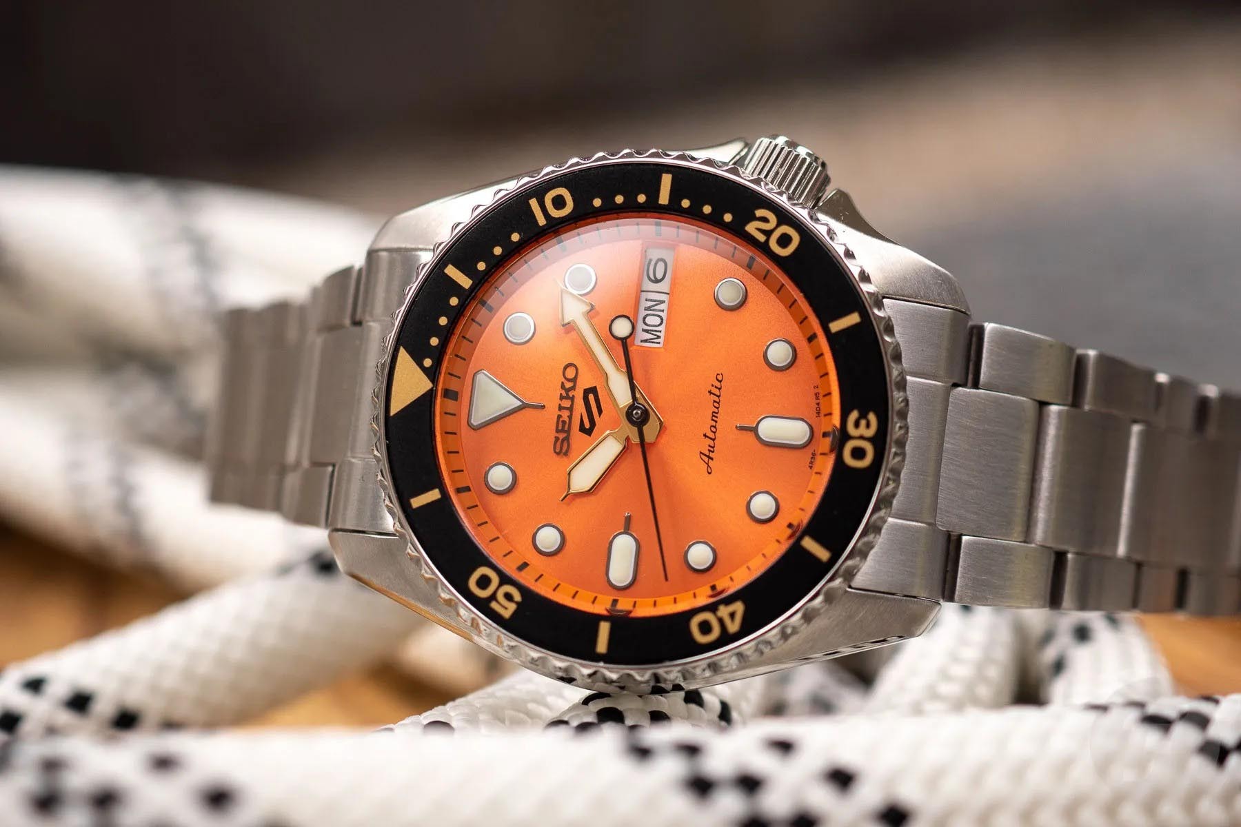Seiko 5 Sports SRPK35K SKX 38mm Automatic 100M Men Watch Orange ozdigitalwatch.com.au