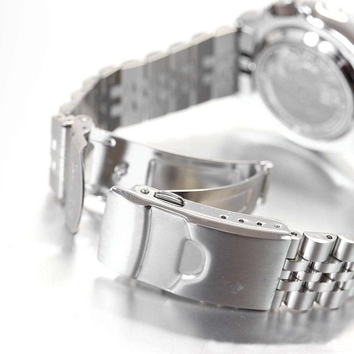 Seiko 5 Sports SSK033K1 GMT Series SKX Style Automatic Men's Watch (White)